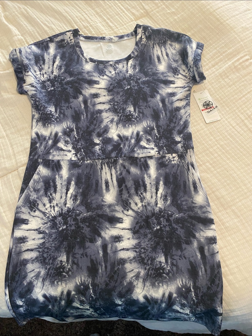 GAIAM Navy and White Tie-Dye Short Sleeve Dress